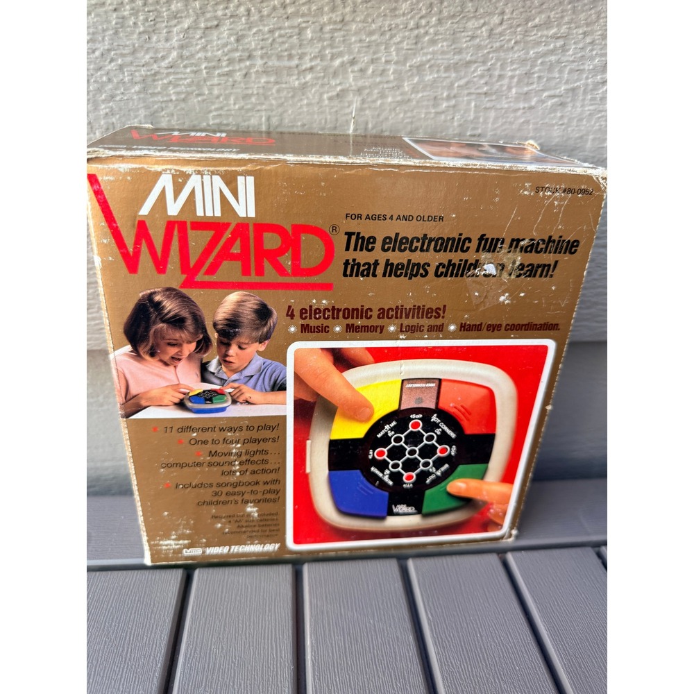 Vintage 1987 VTech Mini Wizard Electronic Handheld Game Memory Logic 80-0952 Box - Picture 4 of 7